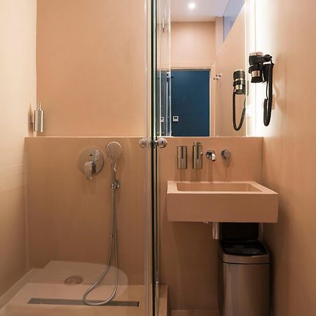Hostal Sol Y K برشلونة المظهر الخارجي الصورة