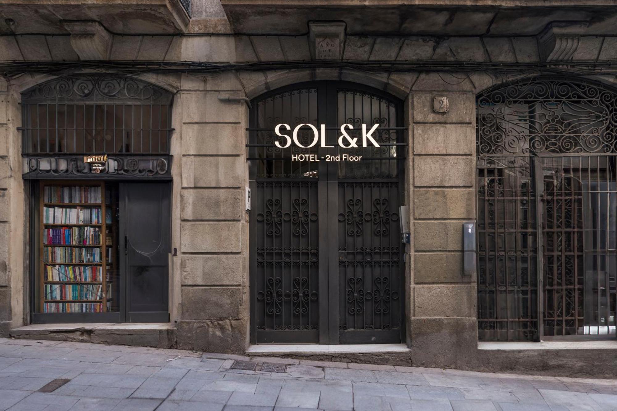 Hostal Sol Y K برشلونة المظهر الخارجي الصورة